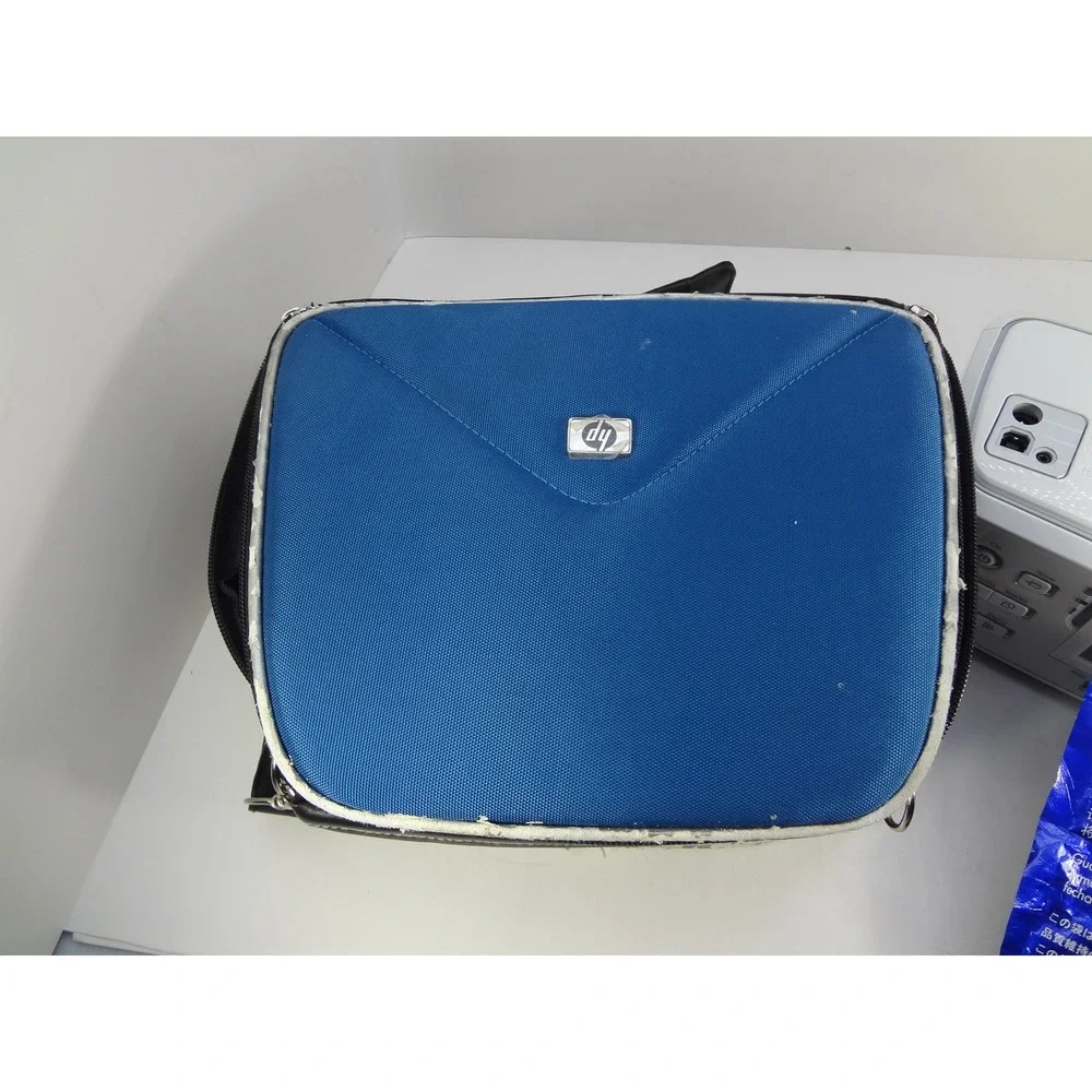 HP Photosmart A712 Compact Photo Printer Q7103A White Bundle with‎ Case